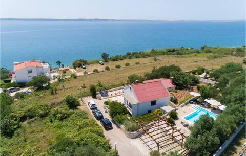 Nice home with 5 Bedrooms, WiFi and Outdoor