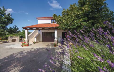 Amazing apartment in Pazin with WiFi