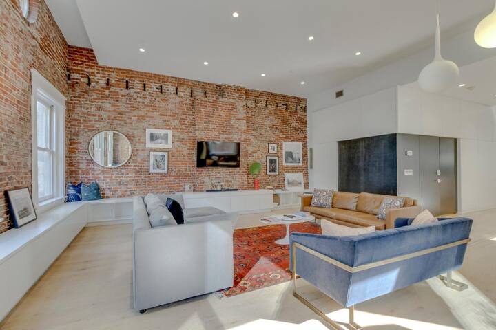 Meyer Loft | Iconic & Historic | Walkable Downtown gallery image 2