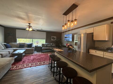 Trailside Guest Suite Minutes to Fallingwater