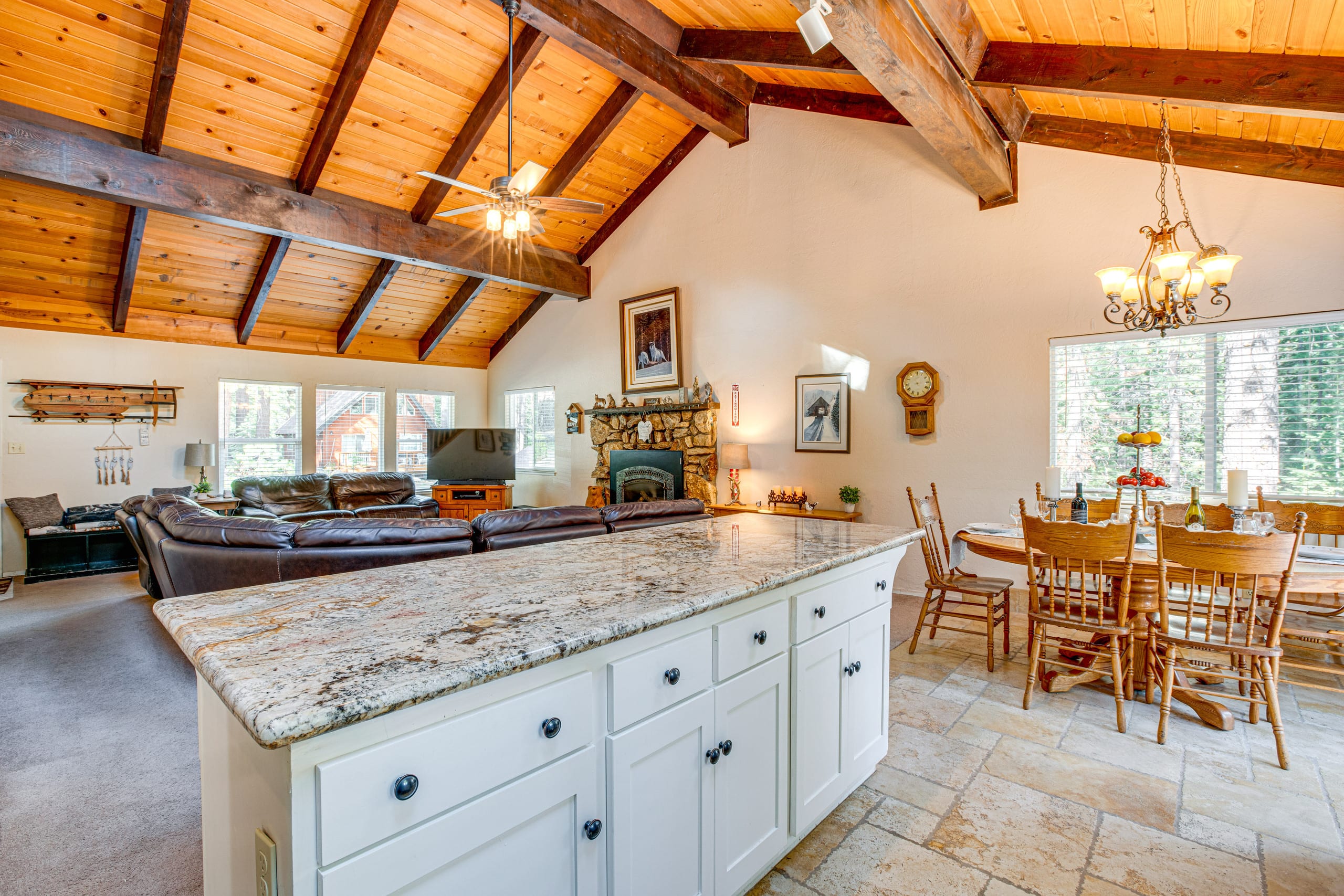 Woodland Getaway Near Heavenly & Pope Beach - Photo 9