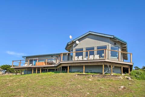 Spectacular Ocean View Retreat w/ Private Beach