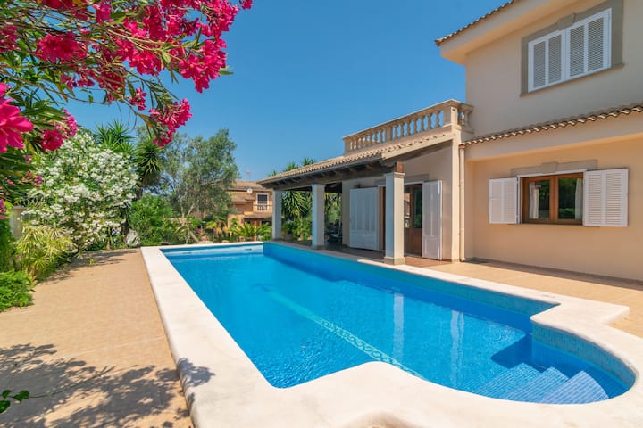 Villa Son Serra