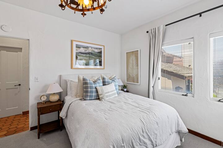 3263 Villa by the Sea ~ Newly Remodeled, Bay View gallery image 4