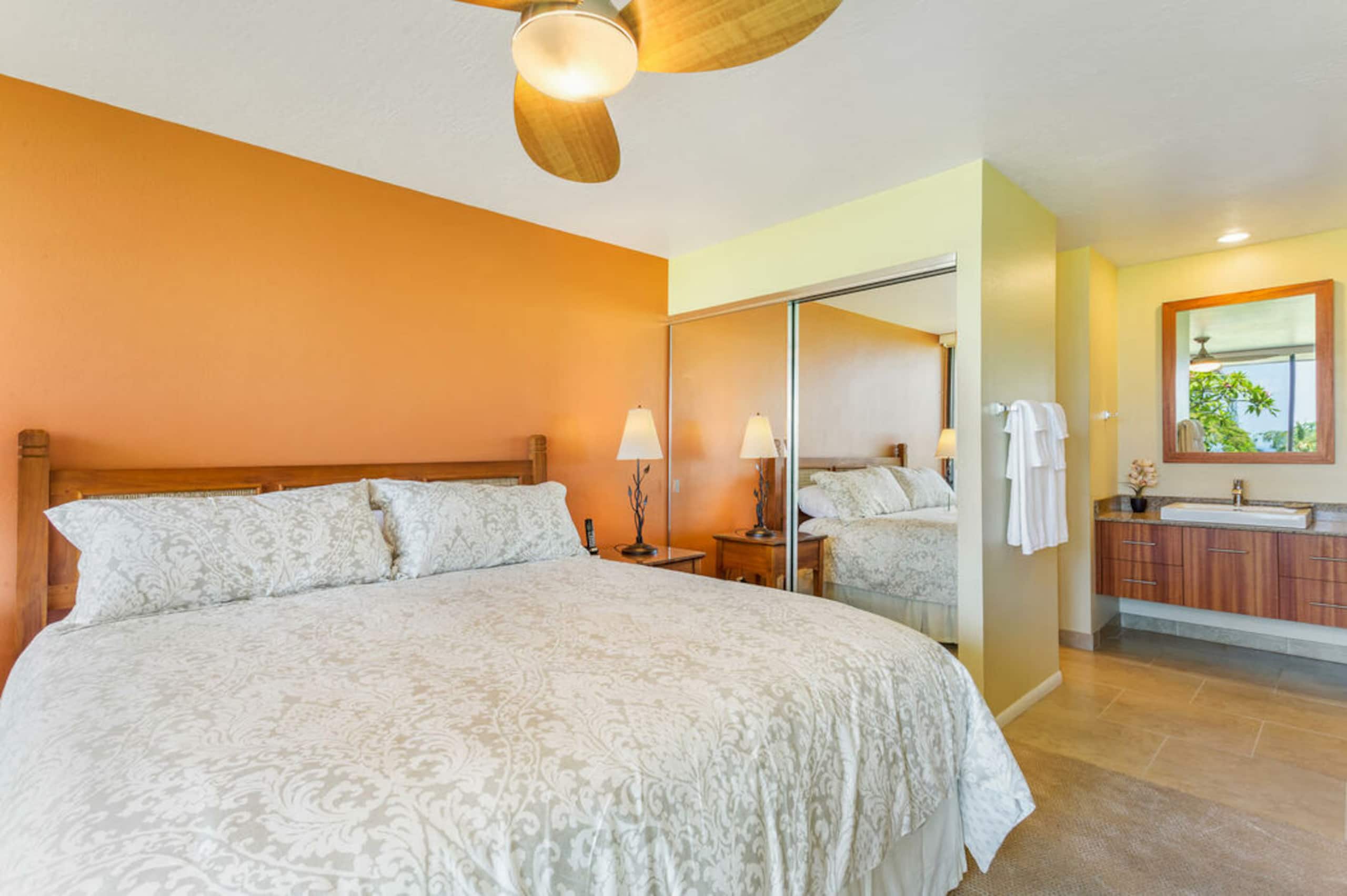 Condo in Kailua-Kona · ★4.79 · 2 bedrooms · 3 beds · 2 baths - Image 8