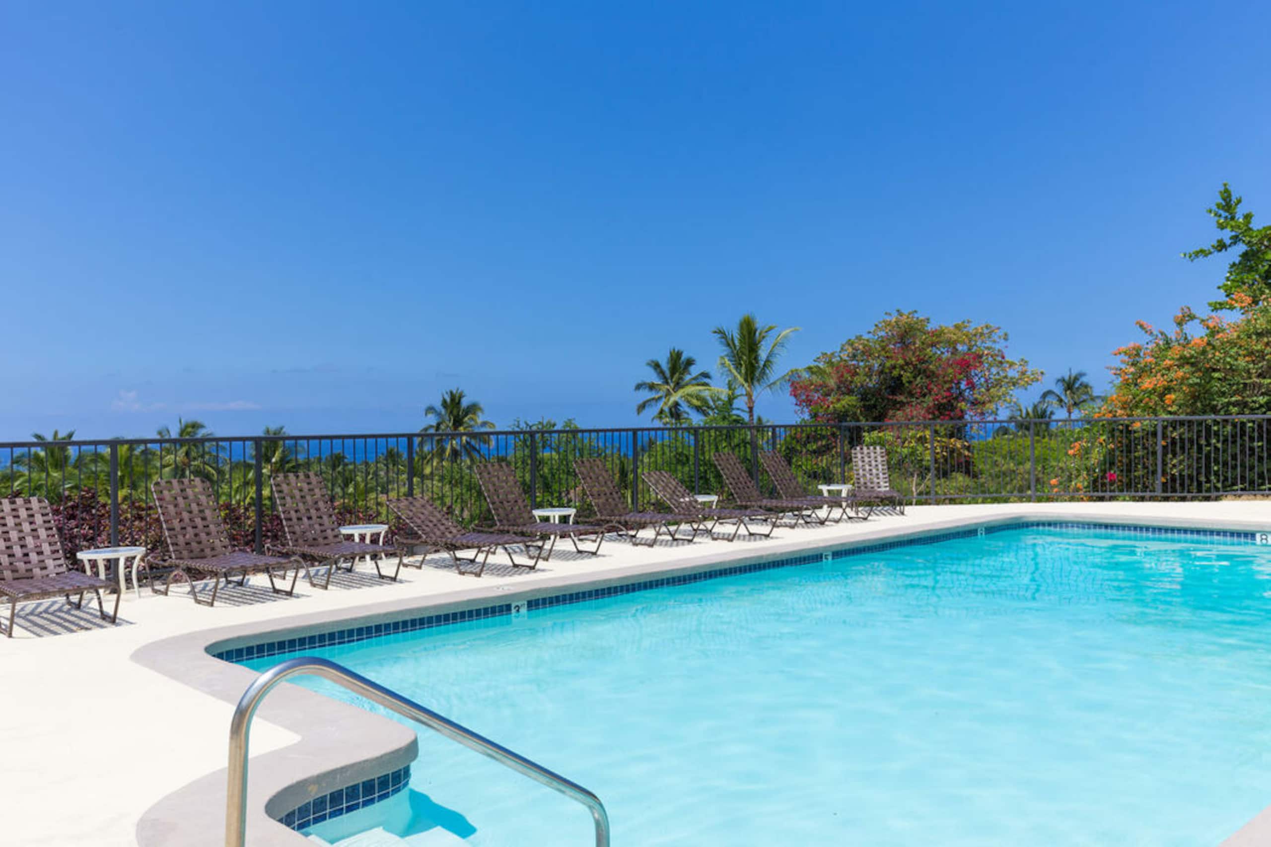 Condo in Kailua-Kona · ★4.79 · 2 bedrooms · 3 beds · 2 baths - Image 23