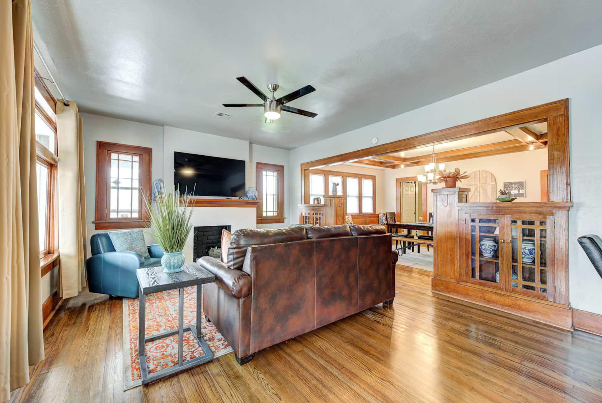 Classen Craftsman-near Asian & Paseo district — photo 4