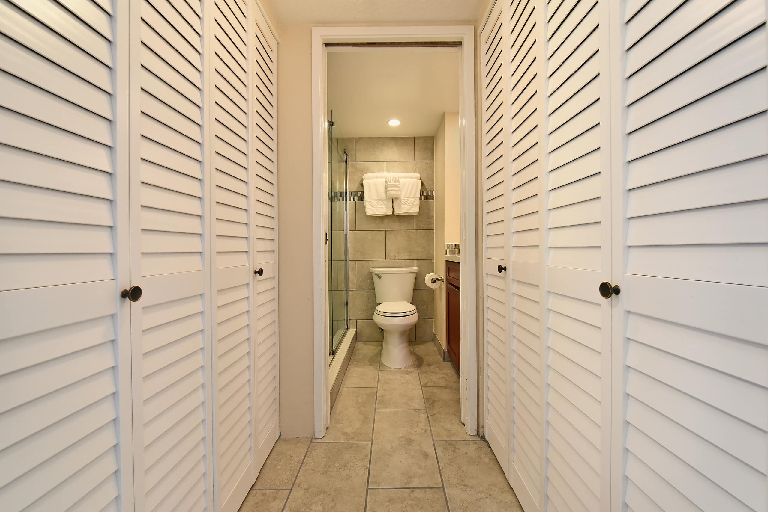 Condo in Lahaina · ★4.72 · 1 bedroom · 1 bed · 1 bath - Image 23