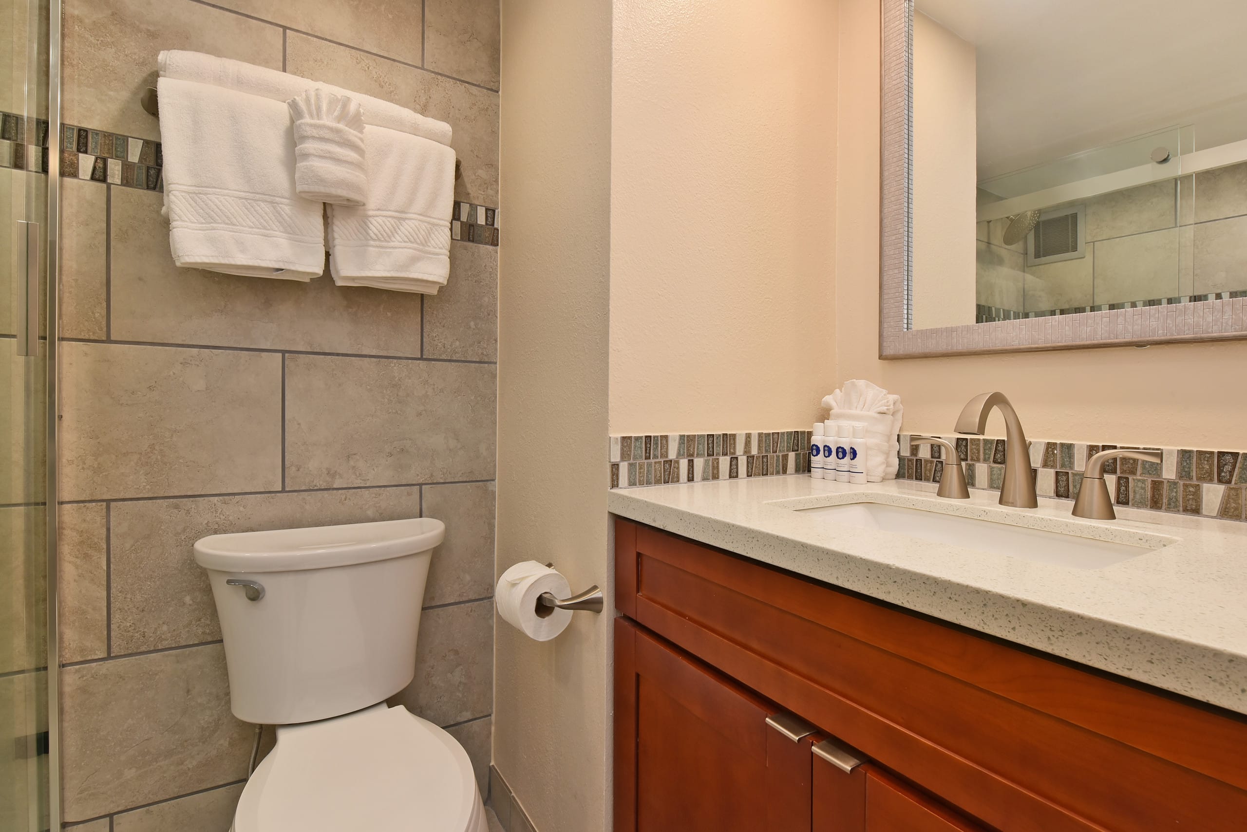 Condo in Lahaina · ★4.72 · 1 bedroom · 1 bed · 1 bath - Image 24
