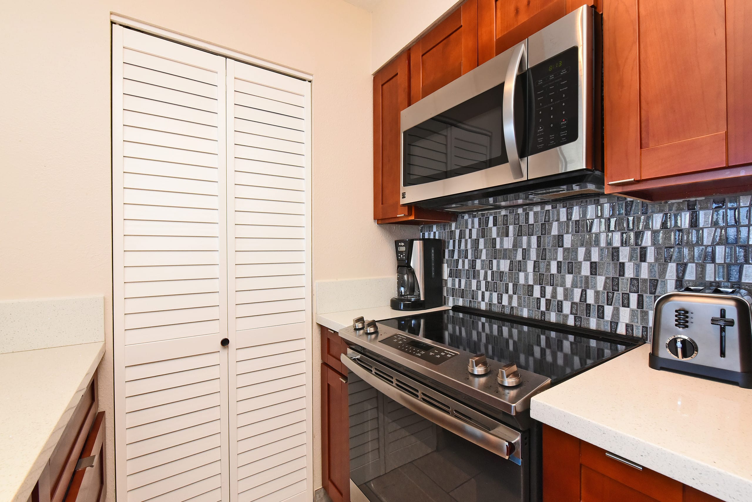 Condo in Lahaina · ★4.72 · 1 bedroom · 1 bed · 1 bath - Image 20