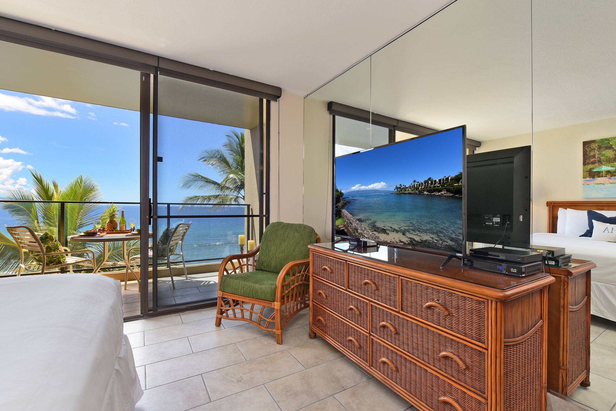 Condo in Lahaina · ★4.72 · 1 bedroom · 1 bed · 1 bath - Image 13