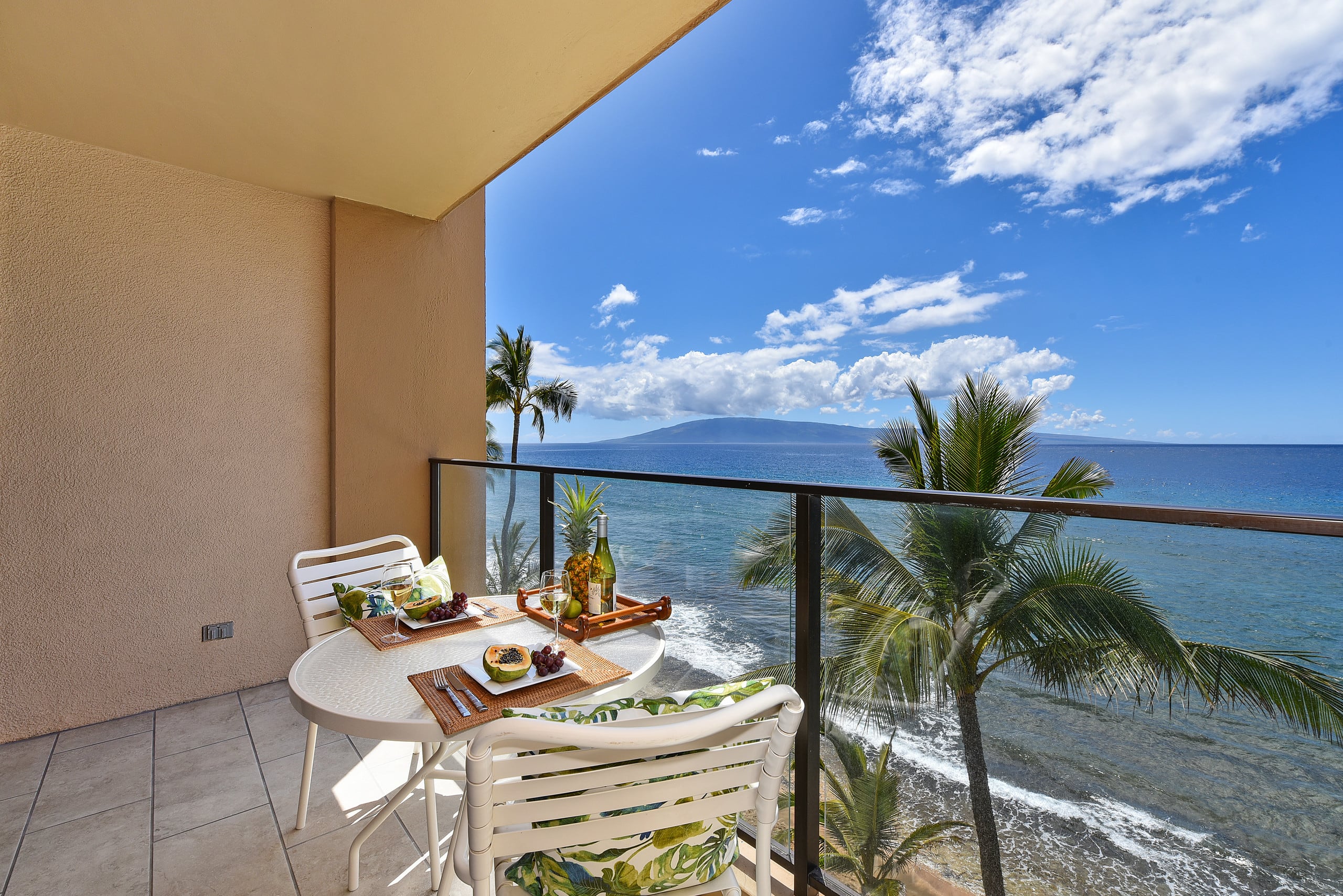 Condo in Lahaina · ★4.72 · 1 bedroom · 1 bed · 1 bath - Image 7