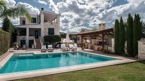 Antonia Blue Villa