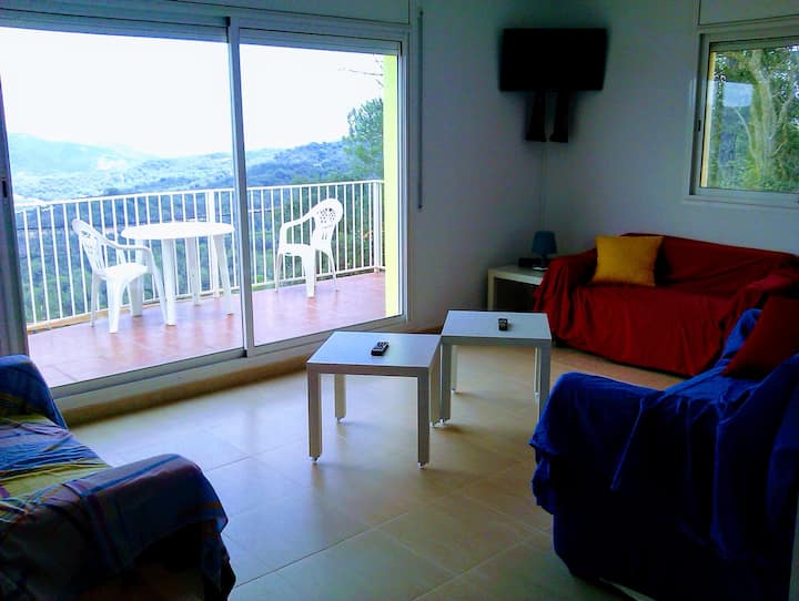 Villa Carmina, Private Pool, Sleeps Up To 12 Peopl - Lloret de Mar