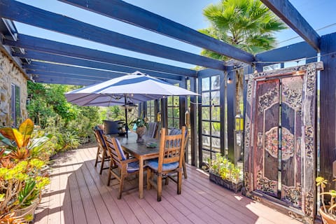 Bohemian Wonderland: Benicia Bungalow w/ Pergola!
