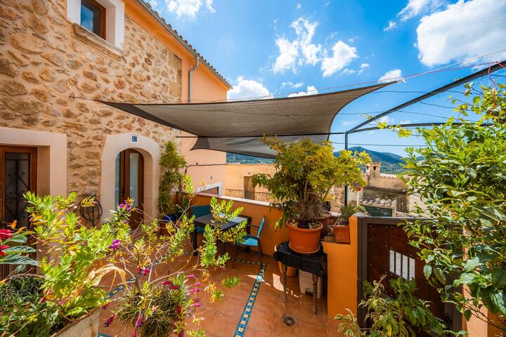 Eliasneil gallery image 3