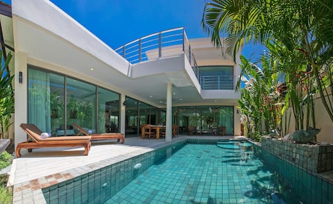 VILLA RAJA | 4BR Private pool villa in the gated r