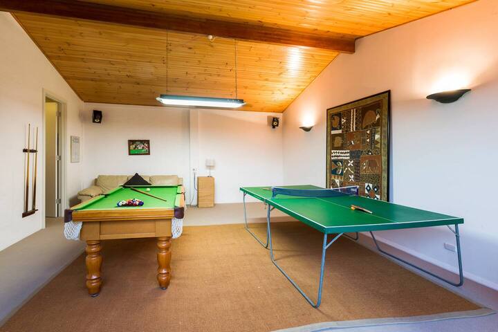 The White House—Tranquil Sea Views and Endless Fun gallery image 4