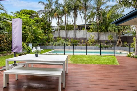 The Seahaven Family Home with Pool Pet Friendly