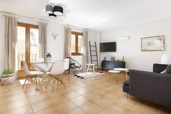 New apartment close to the beach