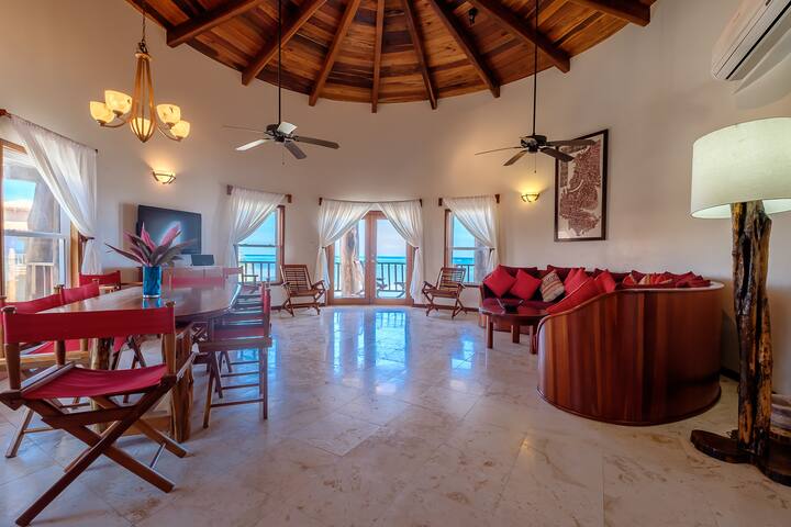 Beautiful 3rd floor beach home in North San Pedro gallery image 5