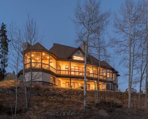 Lux 8000SQ Ft, 9 BDR, 15 Beds, Hot Tub, Lrg Grps