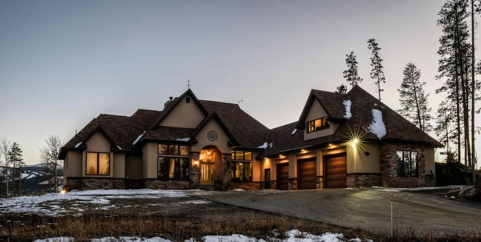 Winter Park House managed Airbnb listing 1