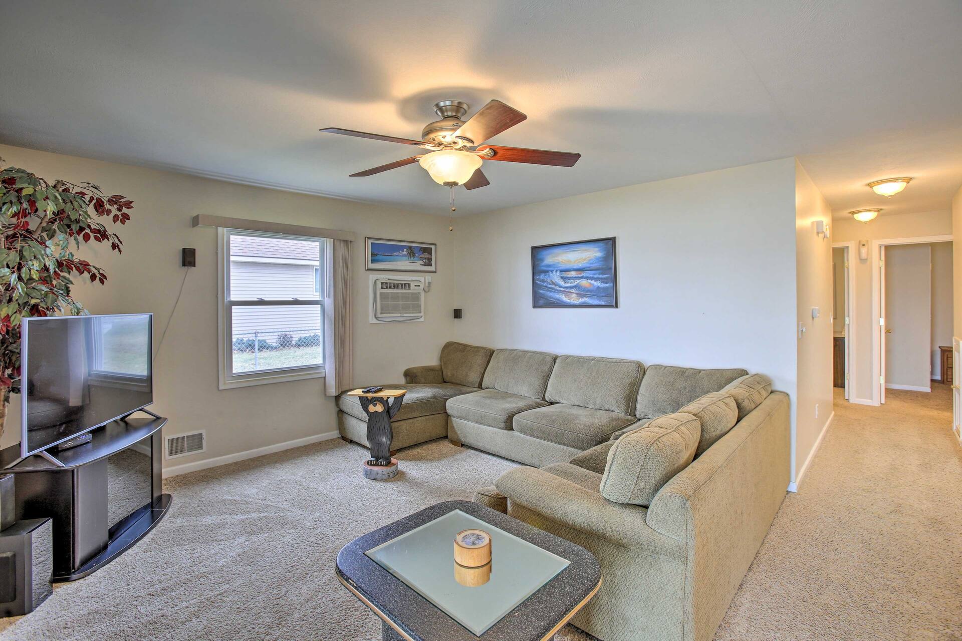 Peaceful Lakefront Houghton Lake Property w/ Patio — photo 3