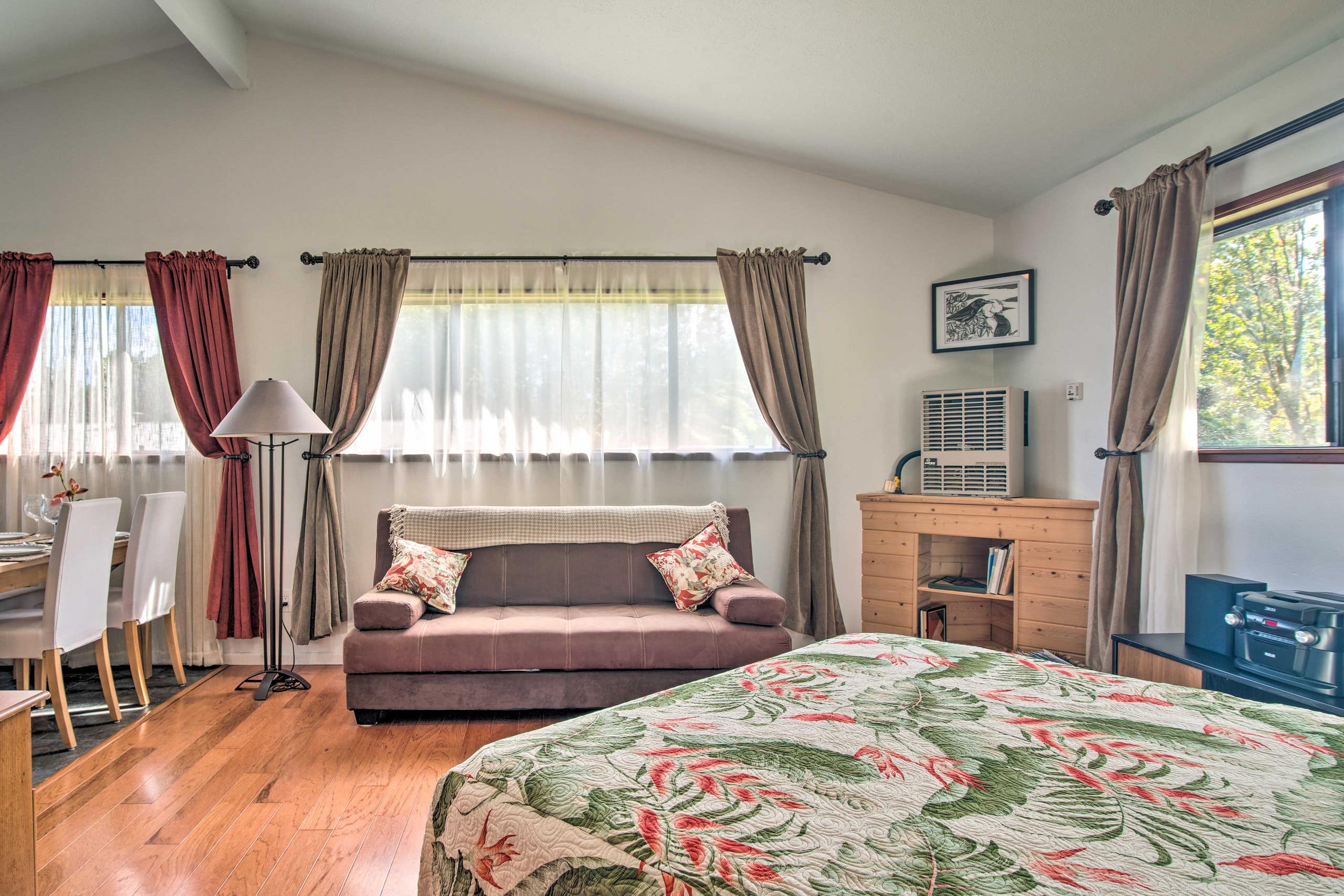'Fern Cottage' Island Escape with Rainforest View! - Photo 11