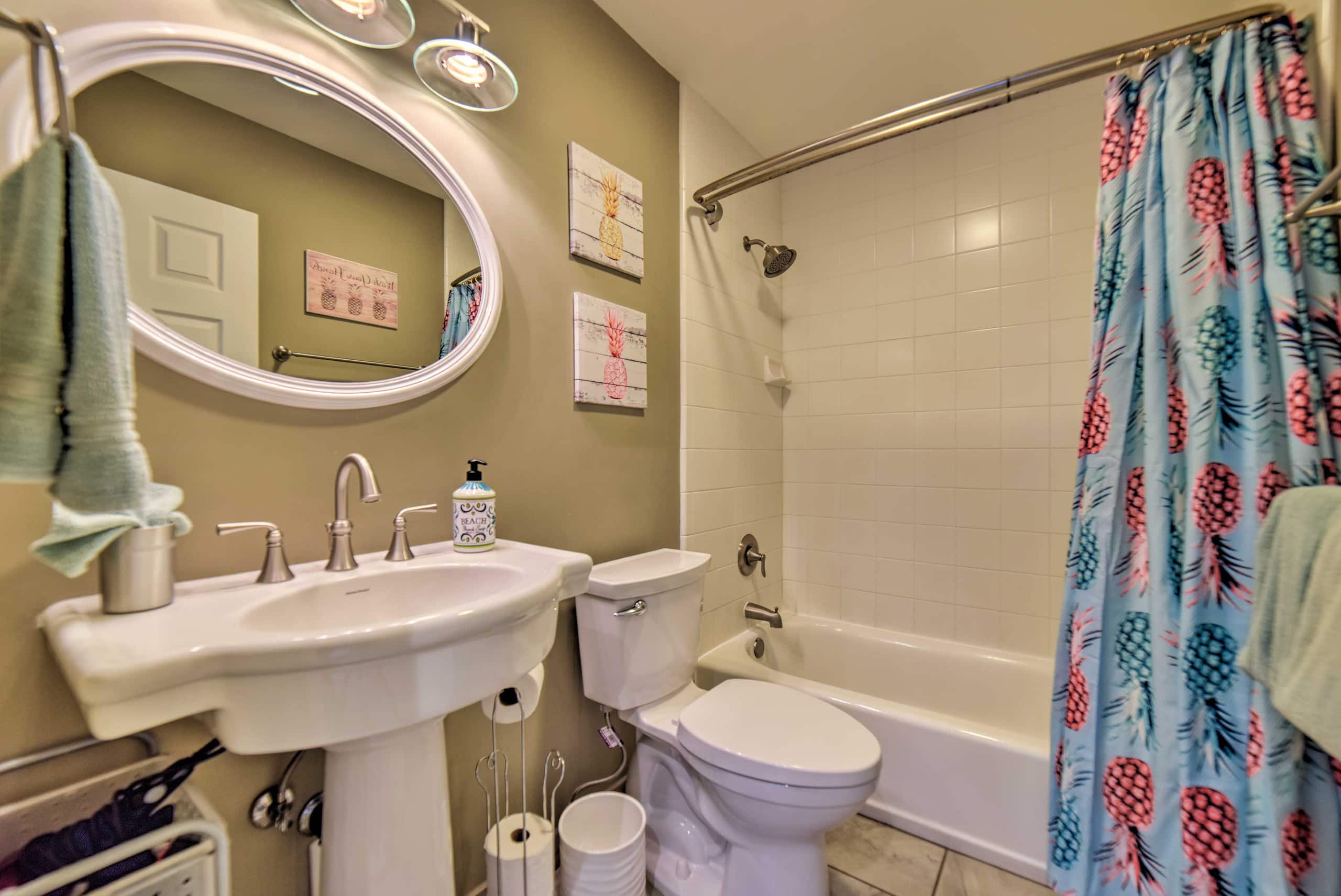Condo in Kihei · ★4.6 · 2 bedrooms · 3 beds · 1 bath - Image 17