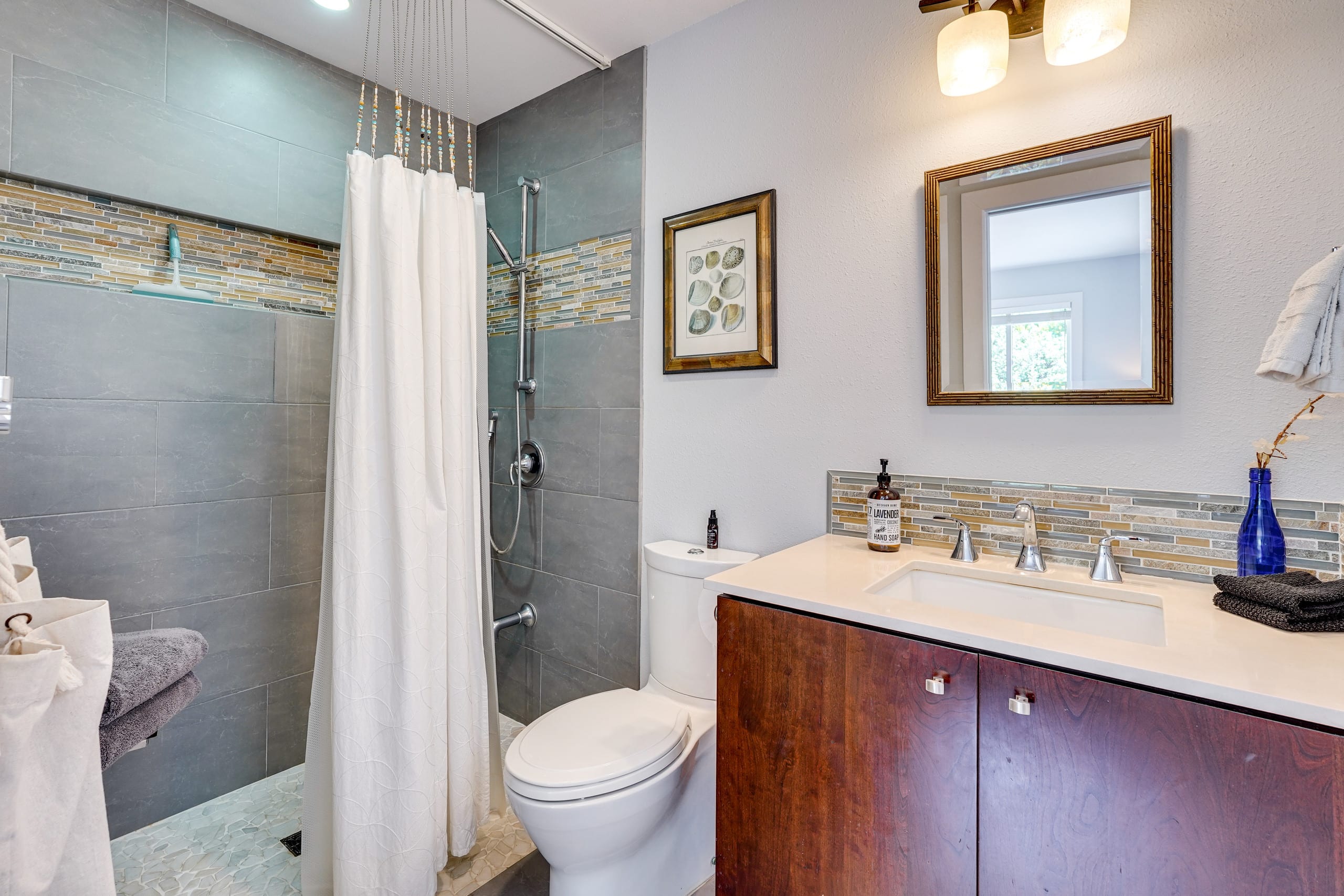 Home in Kailua-Kona · ★4.86 · 3 bedrooms · 3 beds · 2 shared baths - Image 14