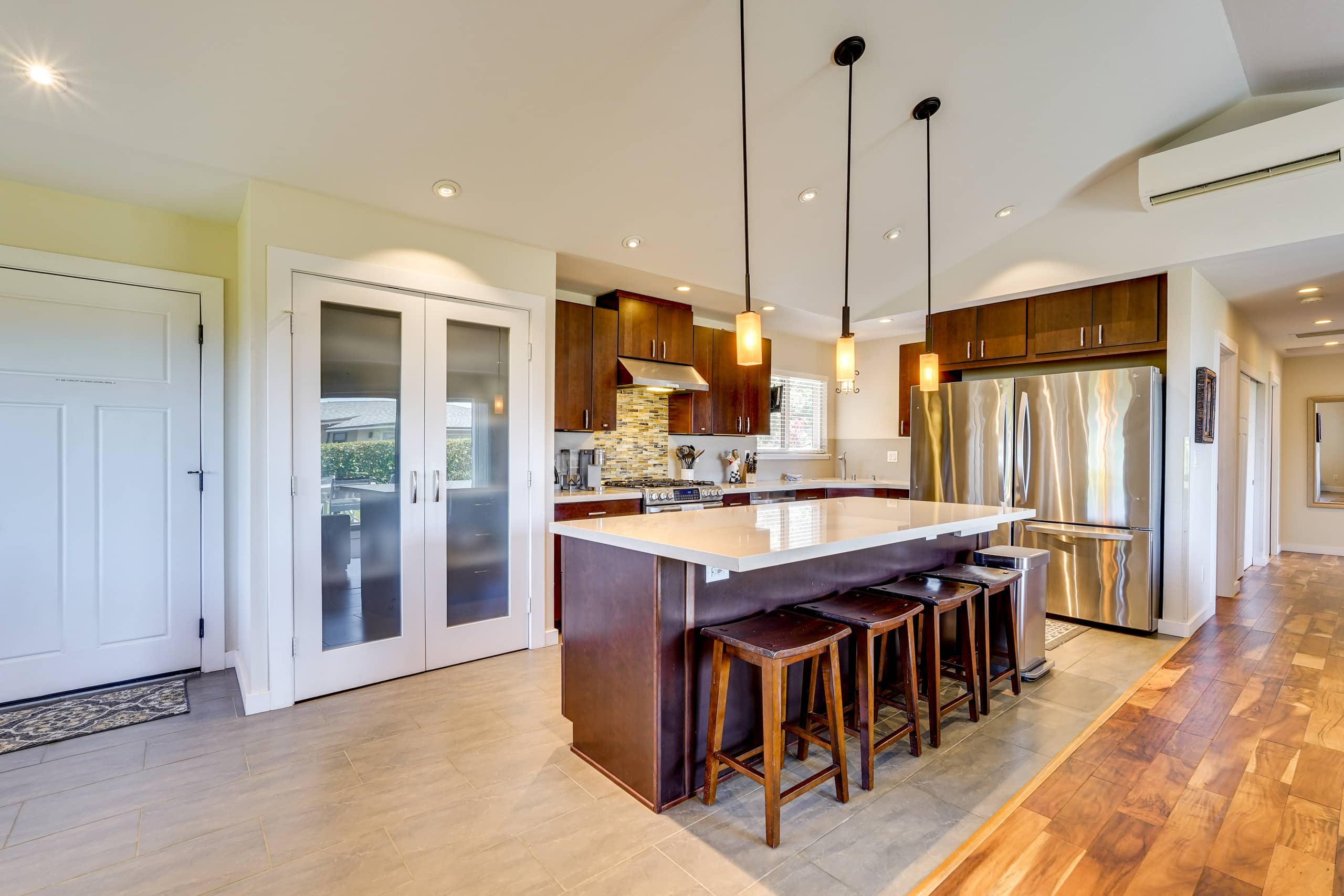 Home in Kailua-Kona · ★4.86 · 3 bedrooms · 3 beds · 2 shared baths - Image 9