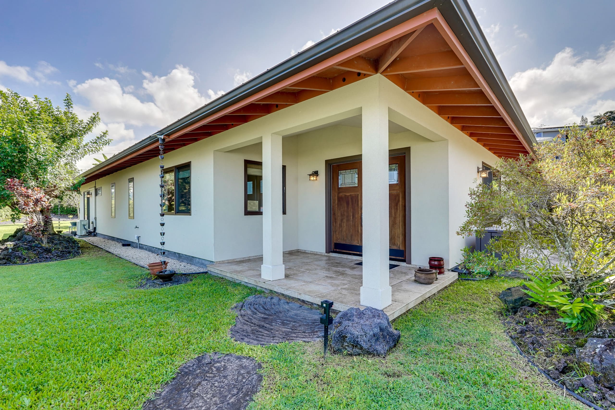 Home in Kailua-Kona · ★4.86 · 3 bedrooms · 3 beds · 2 shared baths - Image 26