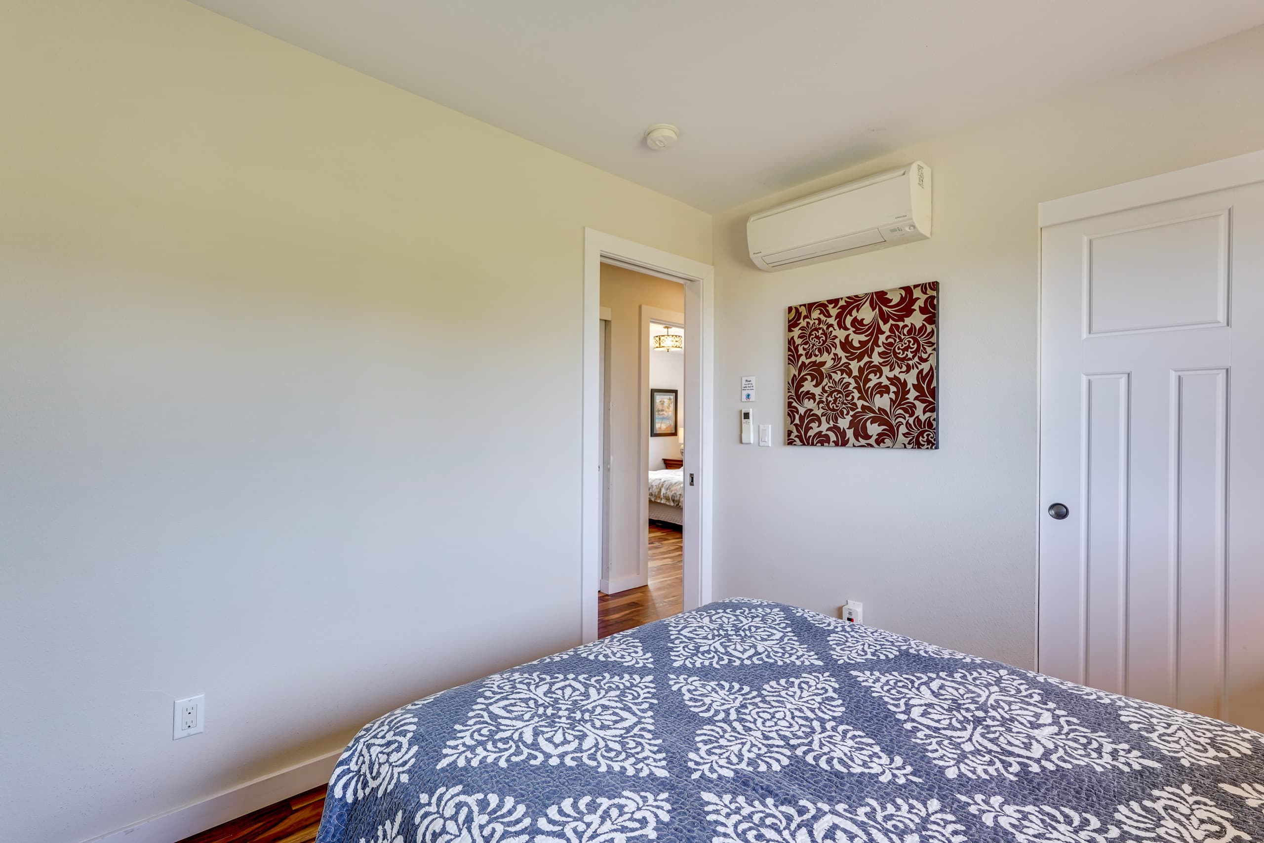 Home in Kailua-Kona · ★4.86 · 3 bedrooms · 3 beds · 2 shared baths - Image 16