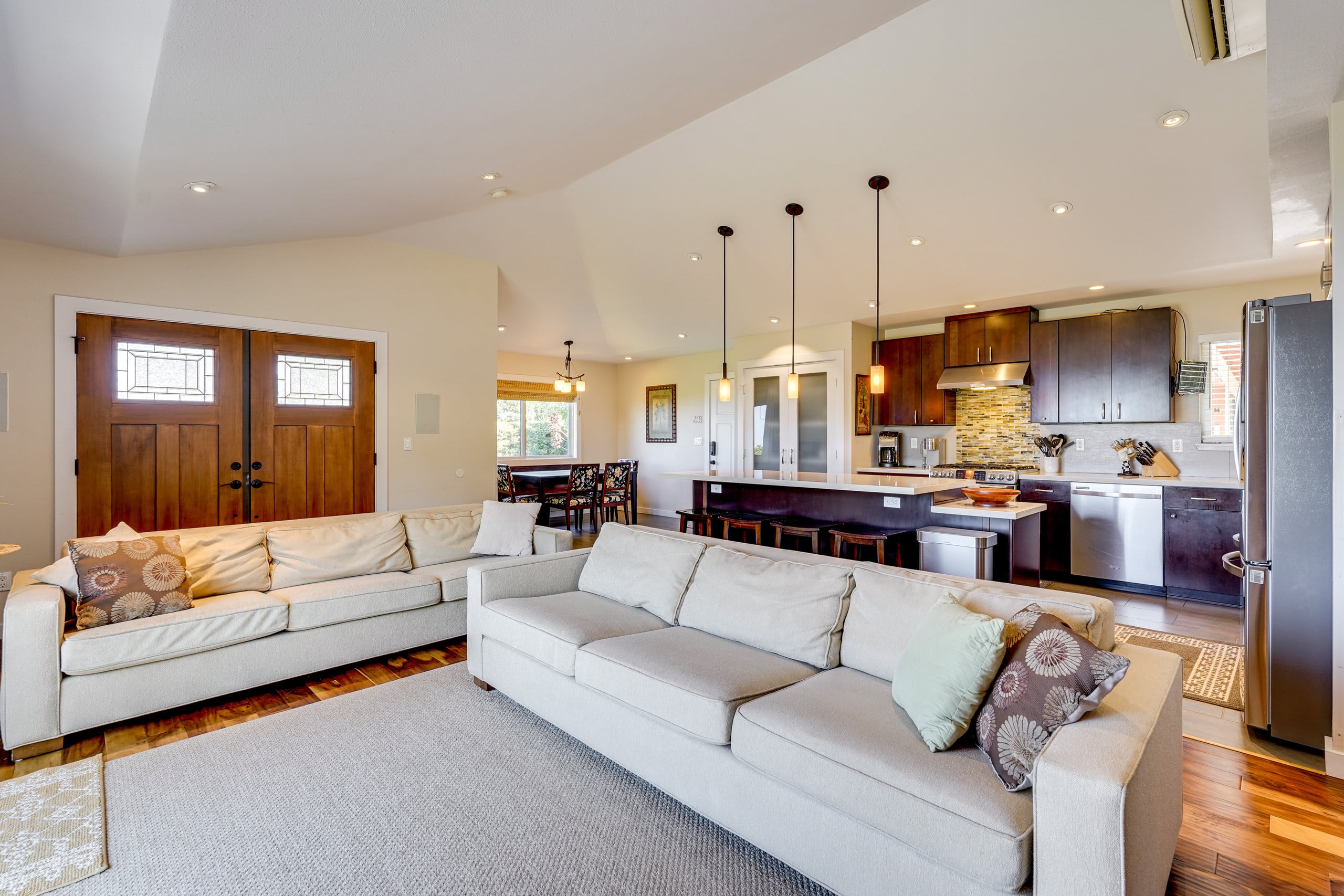 Home in Kailua-Kona · ★4.86 · 3 bedrooms · 3 beds · 2 shared baths - Image 6