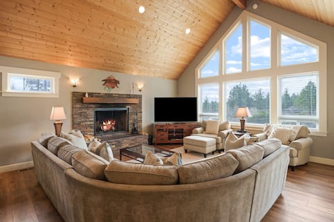 Five Peaks - Hot Tub, Mountain Views