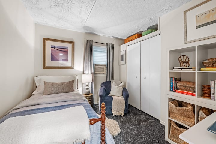 主楼卧室（双人床）