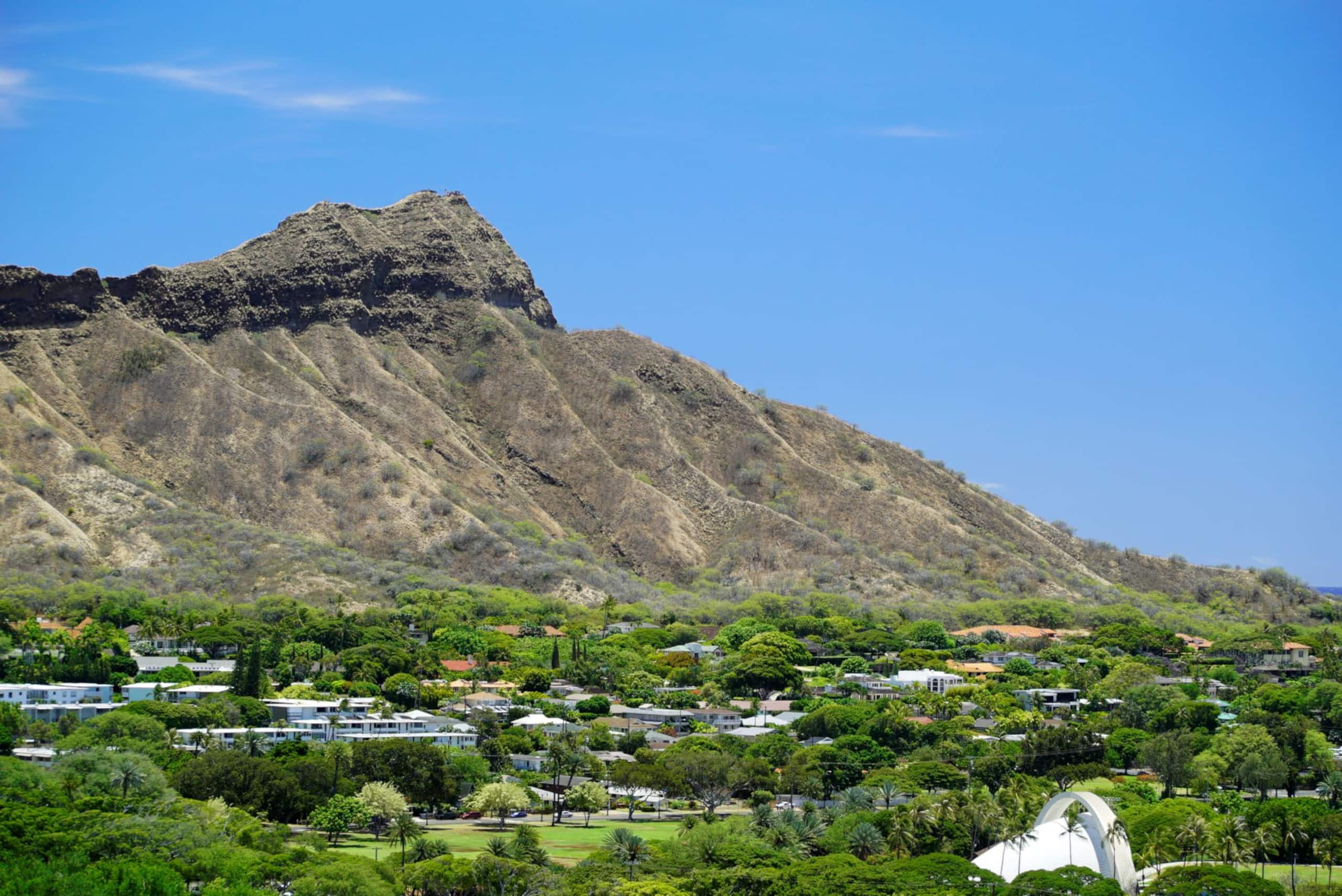 Condo in Honolulu · ★4.67 · 1 bedroom · 2 beds · 1 private bath - Image 2