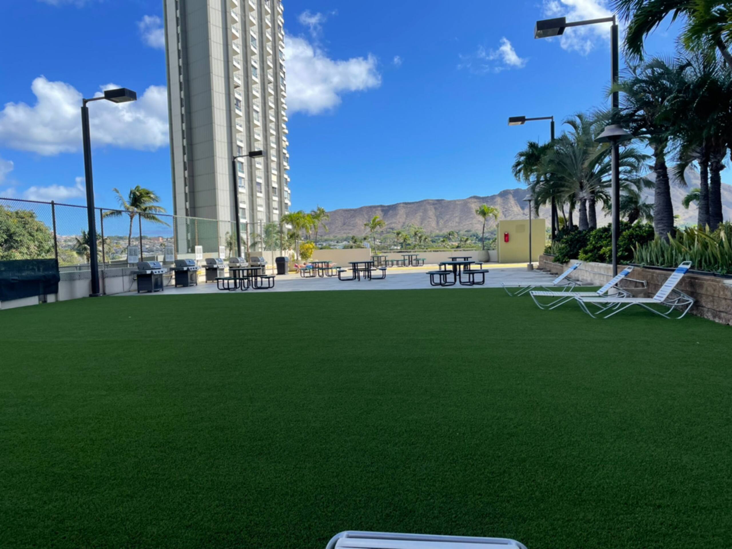 Condo in Honolulu · ★4.67 · 1 bedroom · 2 beds · 1 private bath - Image 29