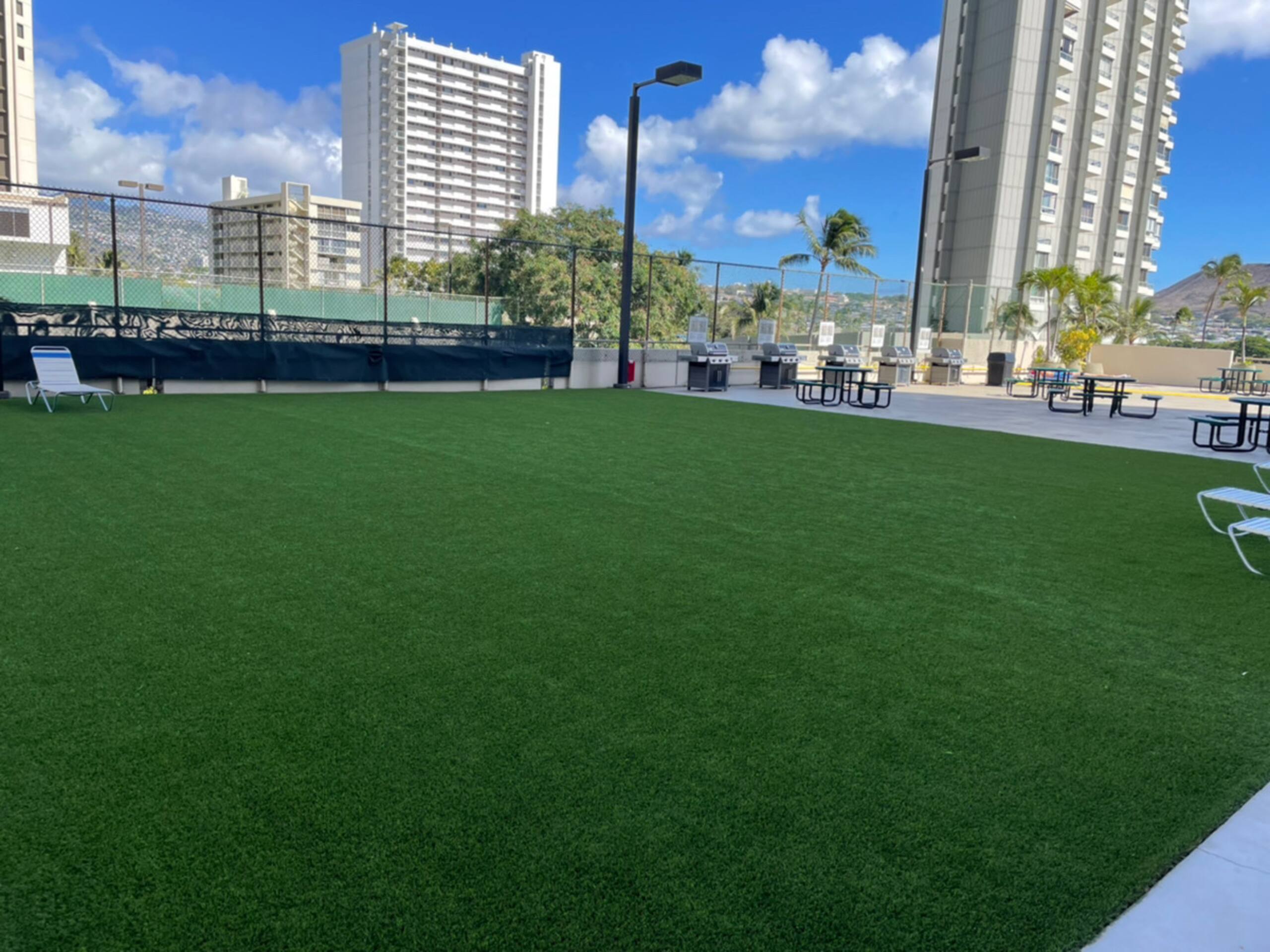 Condo in Honolulu · ★4.67 · 1 bedroom · 2 beds · 1 private bath - Image 30