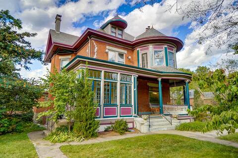 Queen Ann Historic Mansion