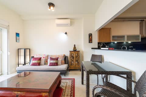 Popular Airbnb listing: Cosy sea view apartment [60] in São Gonçalo De Lagos