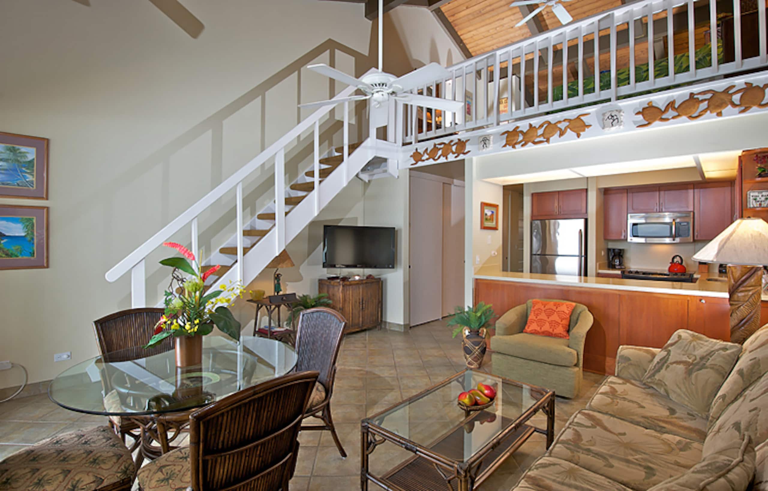 Condo in Lahaina · ★4.83 · 2 bedrooms · 3 beds · 1 bath - Image 3