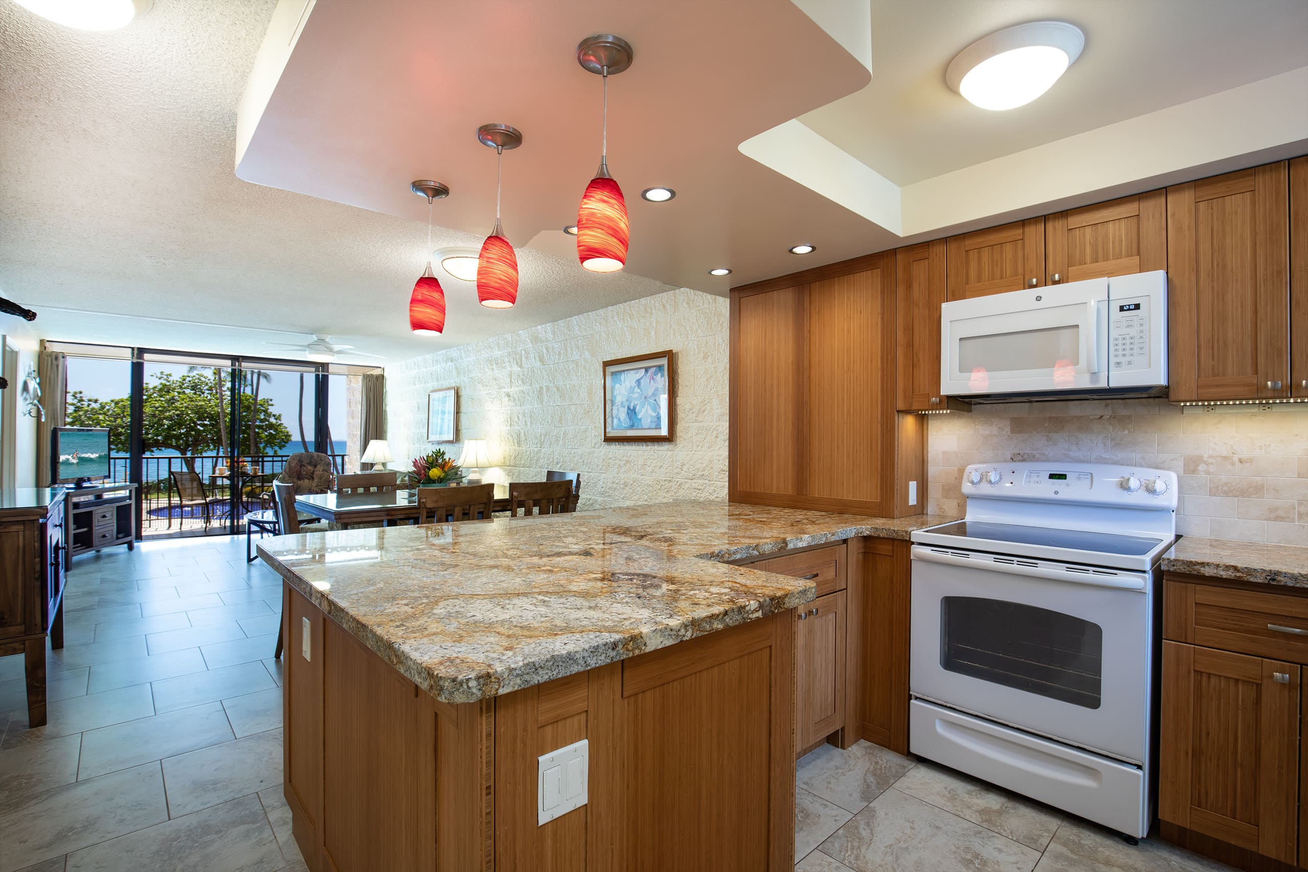 Condo in Wailuku · ★4.67 · 2 bedrooms · 3 beds · 2 baths - Image 12
