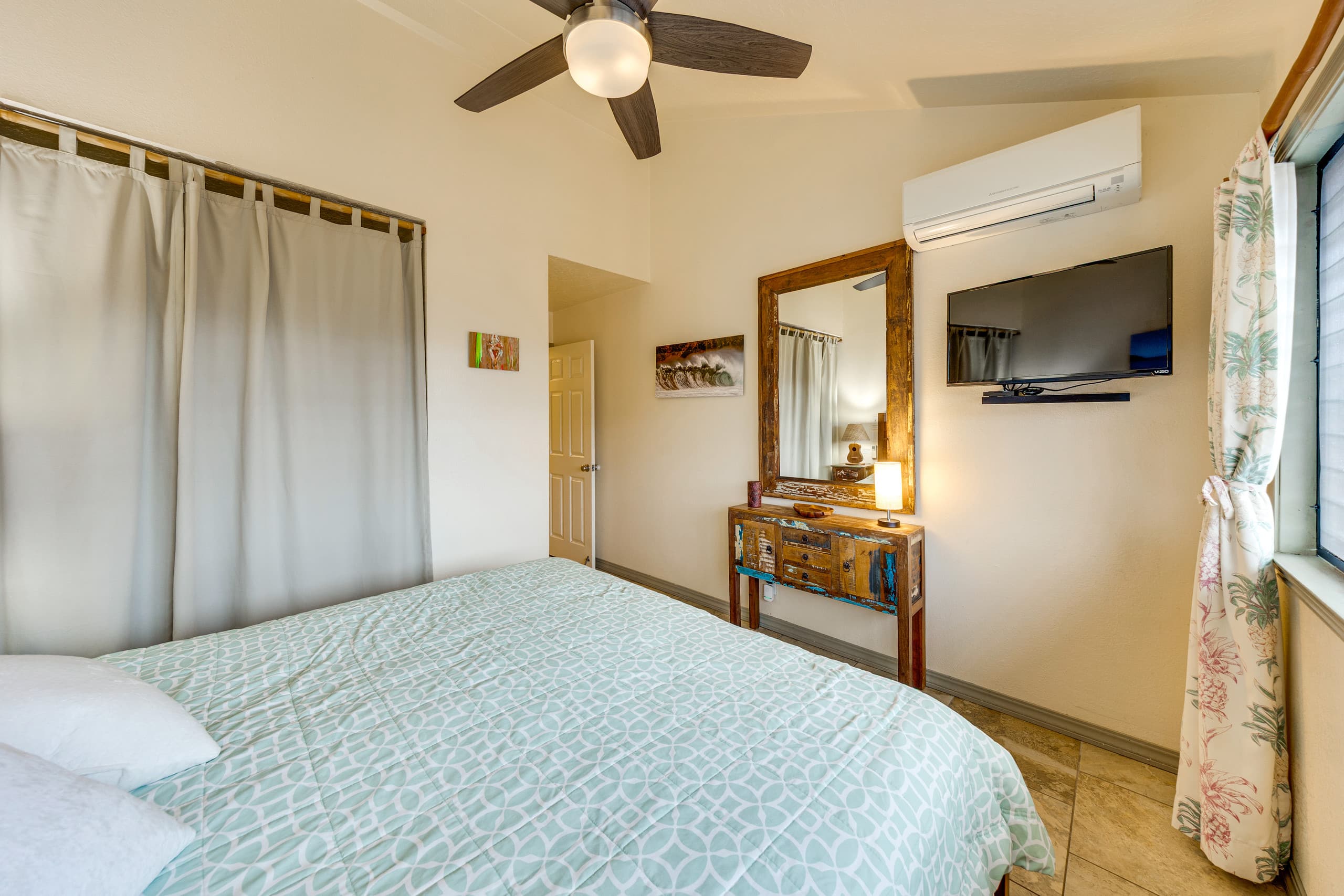 Condo in Lihue · ★4.85 · 2 bedrooms · 2 beds · 1.5 shared baths - Image 13
