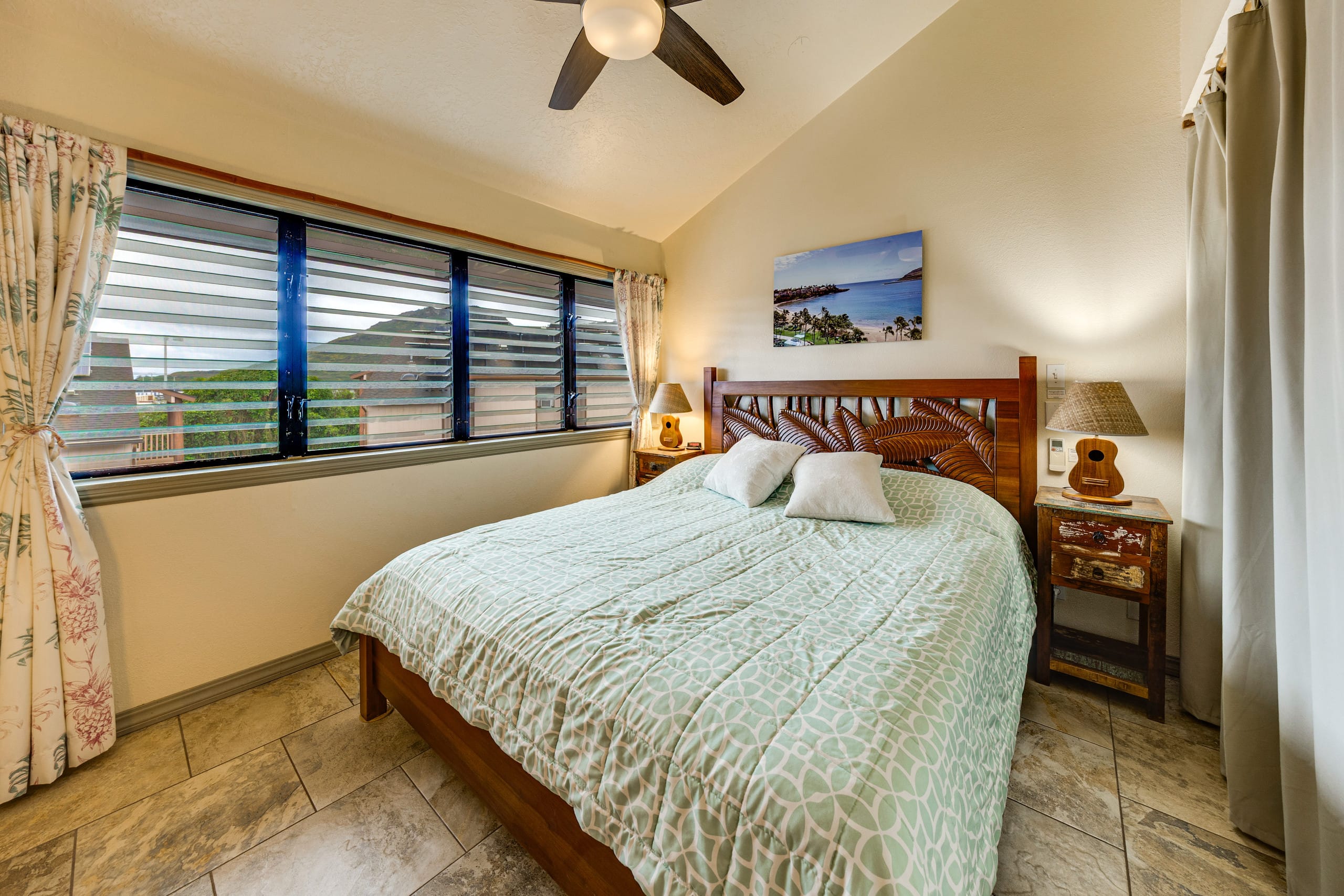 Condo in Lihue · ★4.85 · 2 bedrooms · 2 beds · 1.5 shared baths - Image 12