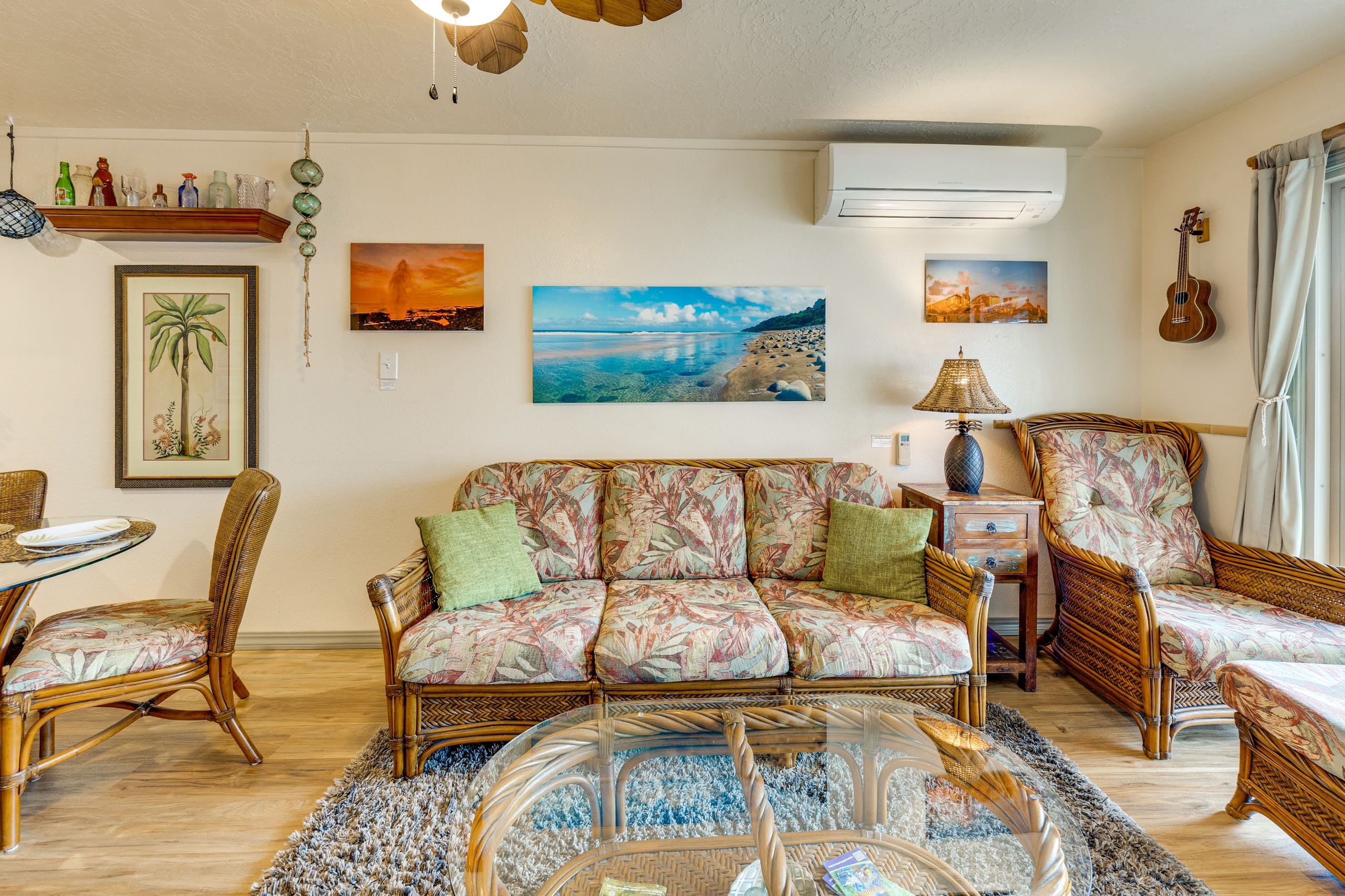 Condo in Lihue · ★4.85 · 2 bedrooms · 2 beds · 1.5 shared baths - Image 4