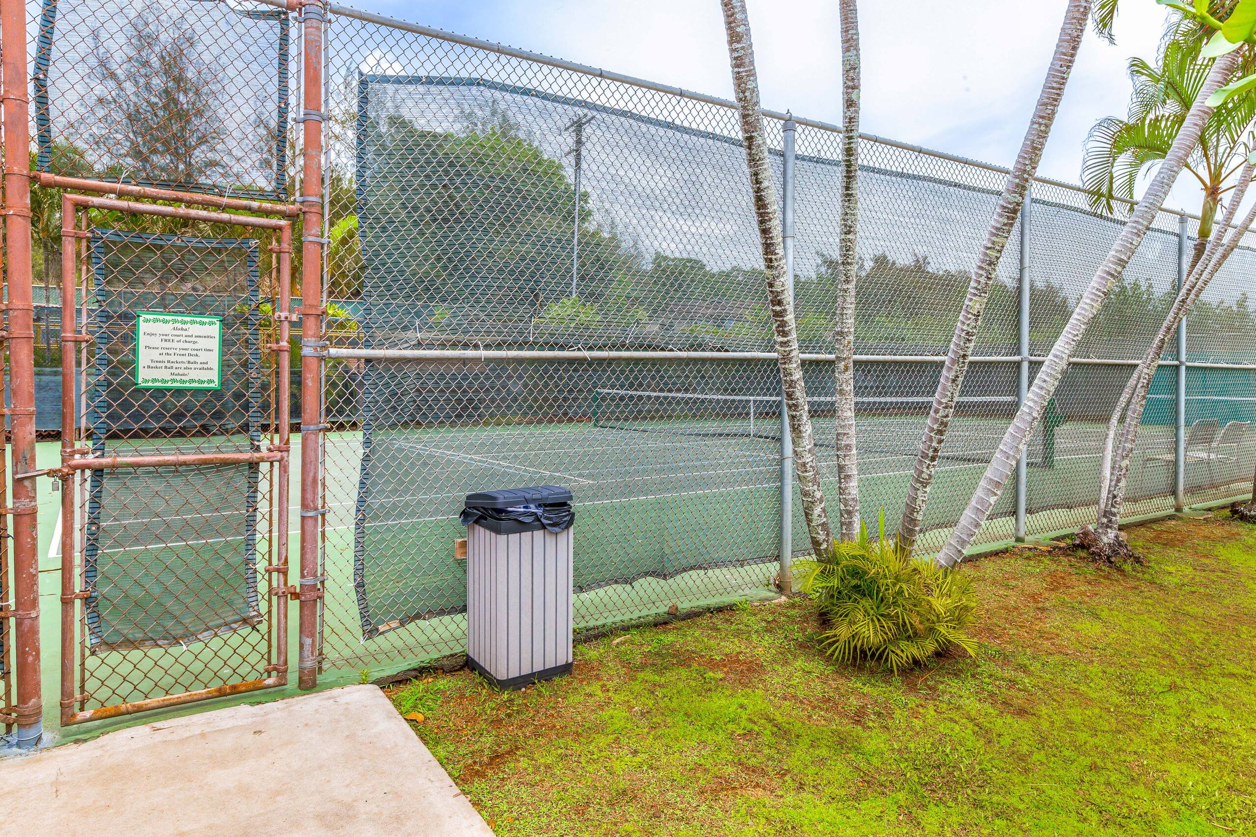 Condo in Lihue · ★4.85 · 2 bedrooms · 2 beds · 1.5 shared baths - Image 23