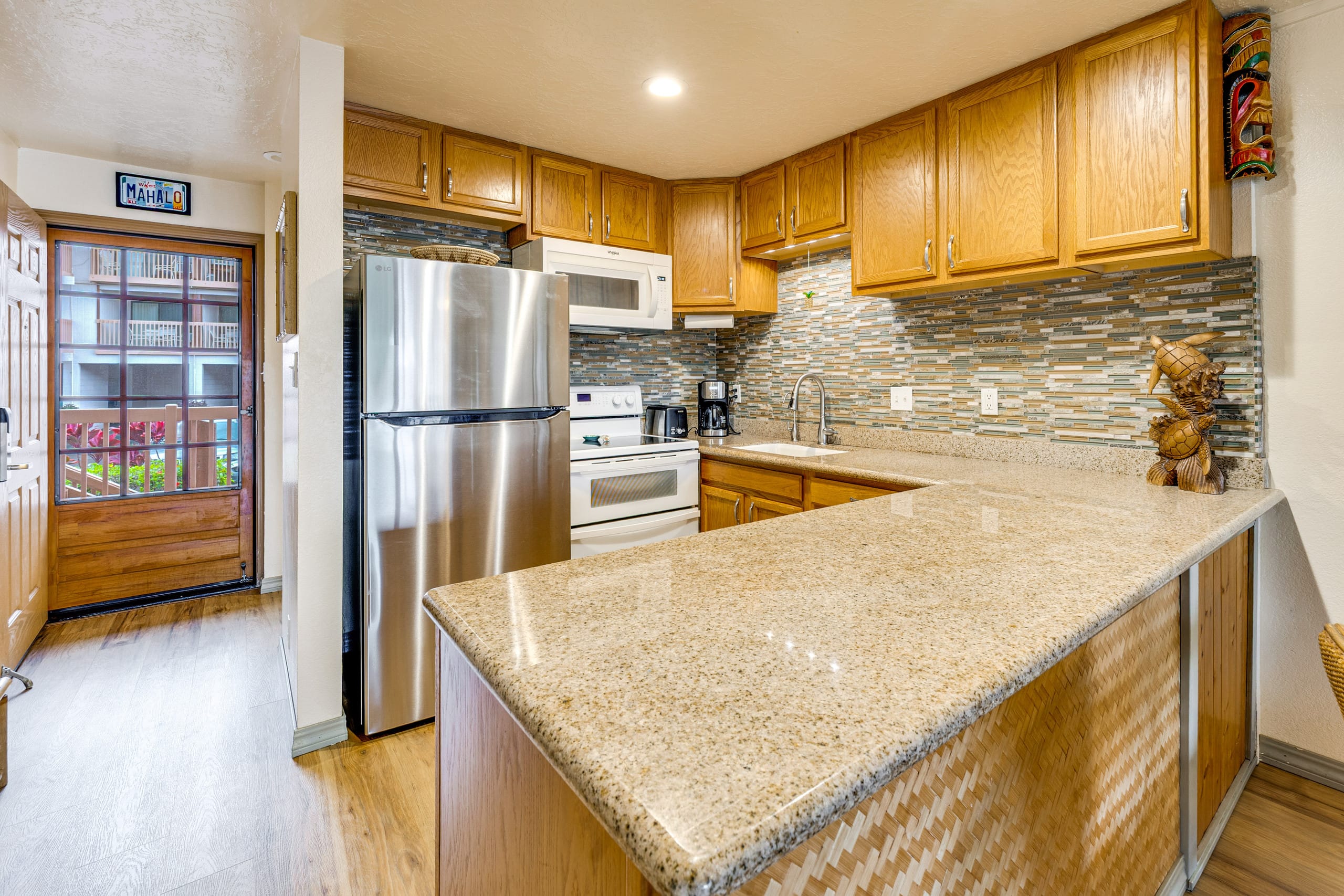 Condo in Lihue · ★4.85 · 2 bedrooms · 2 beds · 1.5 shared baths - Image 7