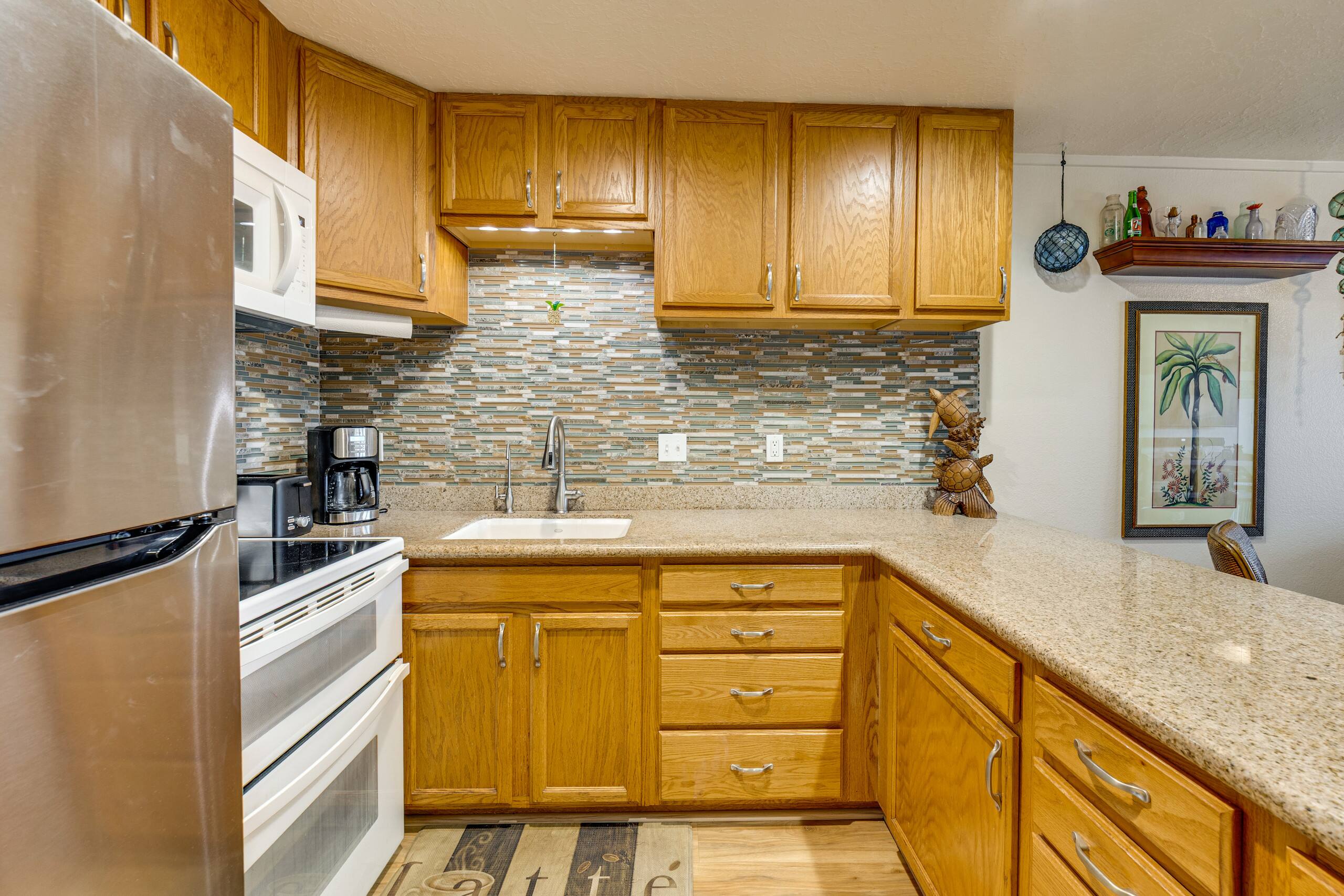 Condo in Lihue · ★4.85 · 2 bedrooms · 2 beds · 1.5 shared baths - Image 8